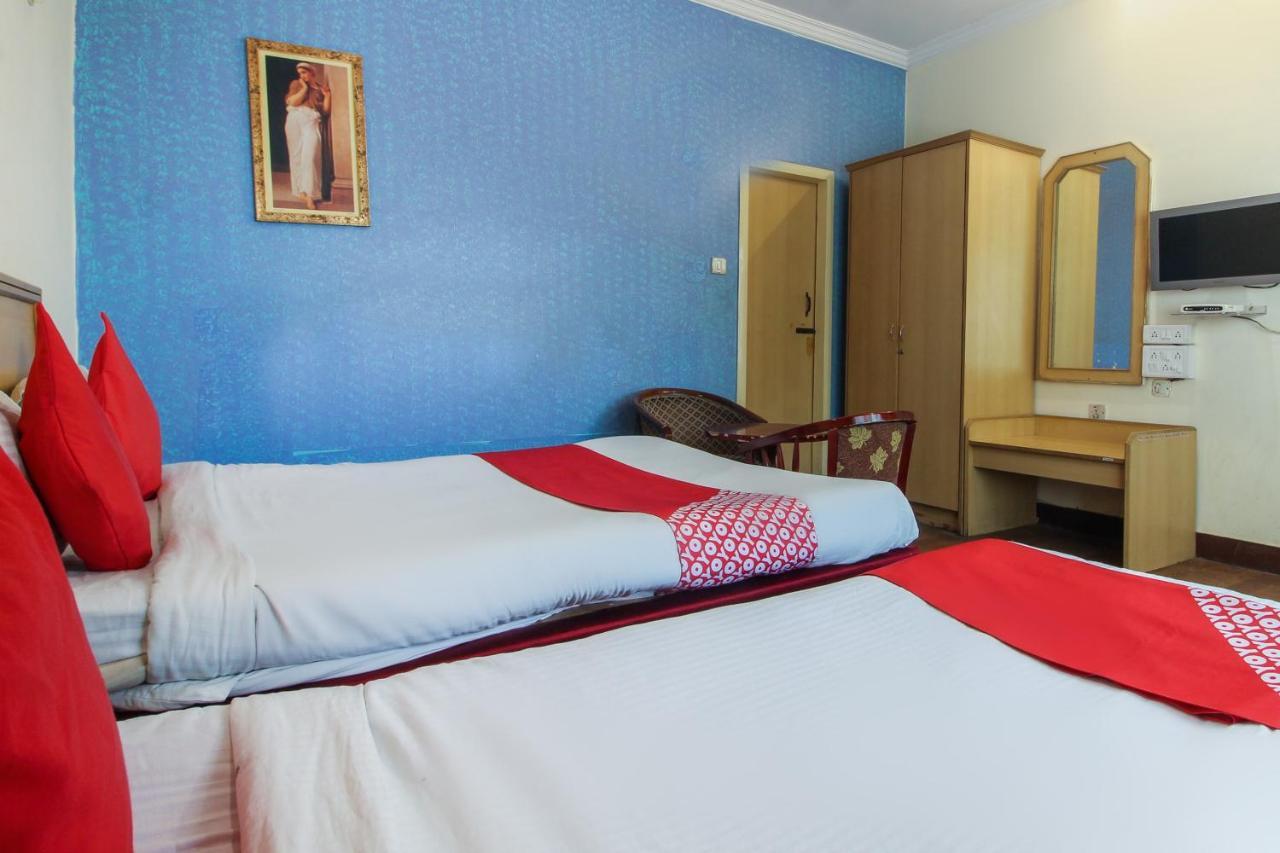 Hotel O Luxury Villas Near Begumpet Airport Hyderabad Exterior foto