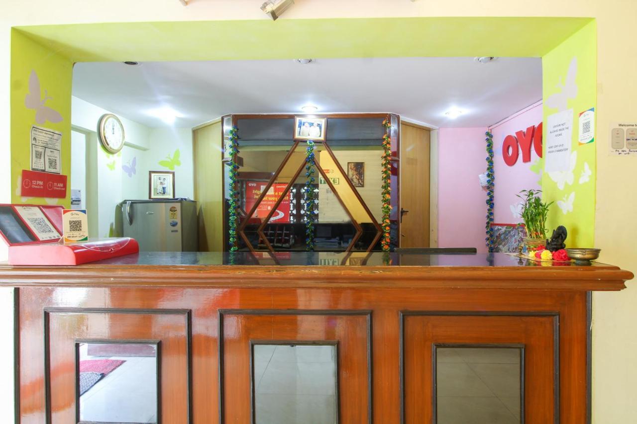 Hotel O Luxury Villas Near Begumpet Airport Hyderabad Exterior foto